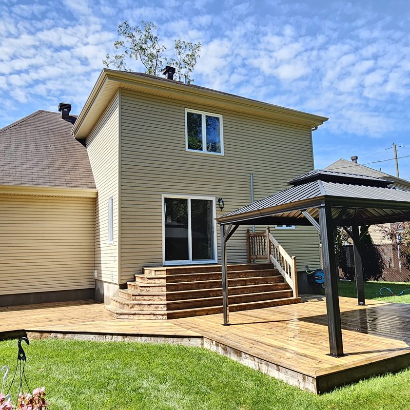 Nettoyage extérieur résidentiel à pression - lavage mur de vinyle et patio - Net-o-pression - Salaberry-de-Valleyfield