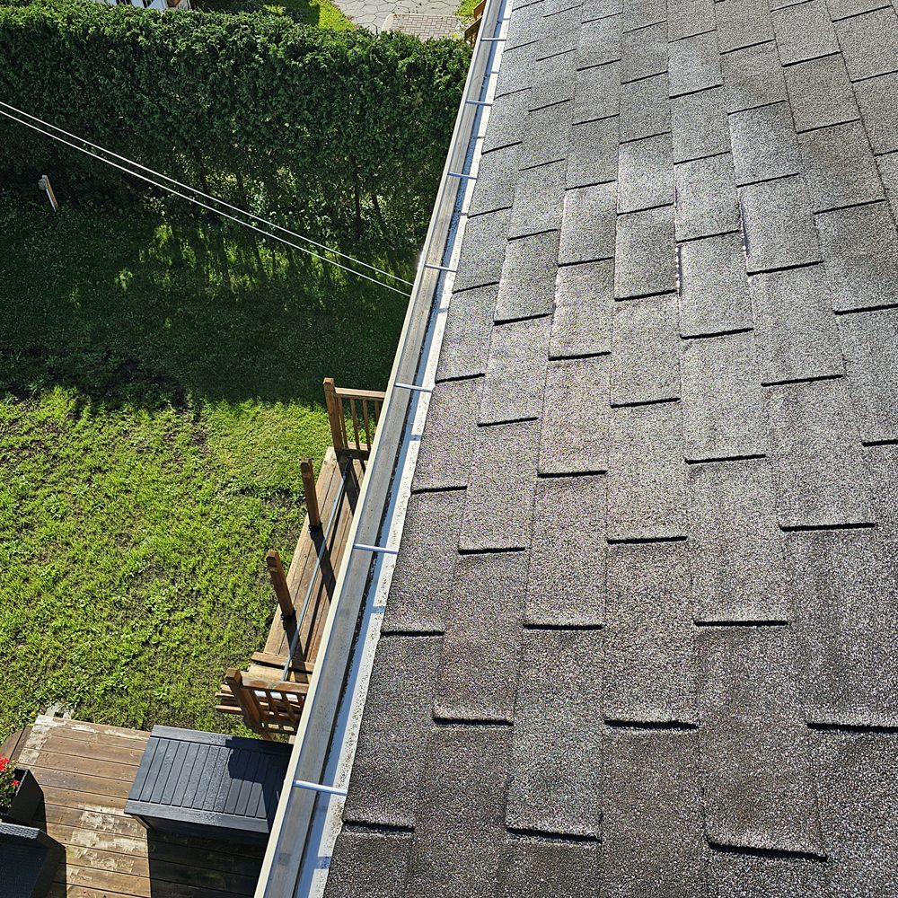 Gutter cleaning service - after photo - Net-o-pression - Salaberry-de-Valleyfield
