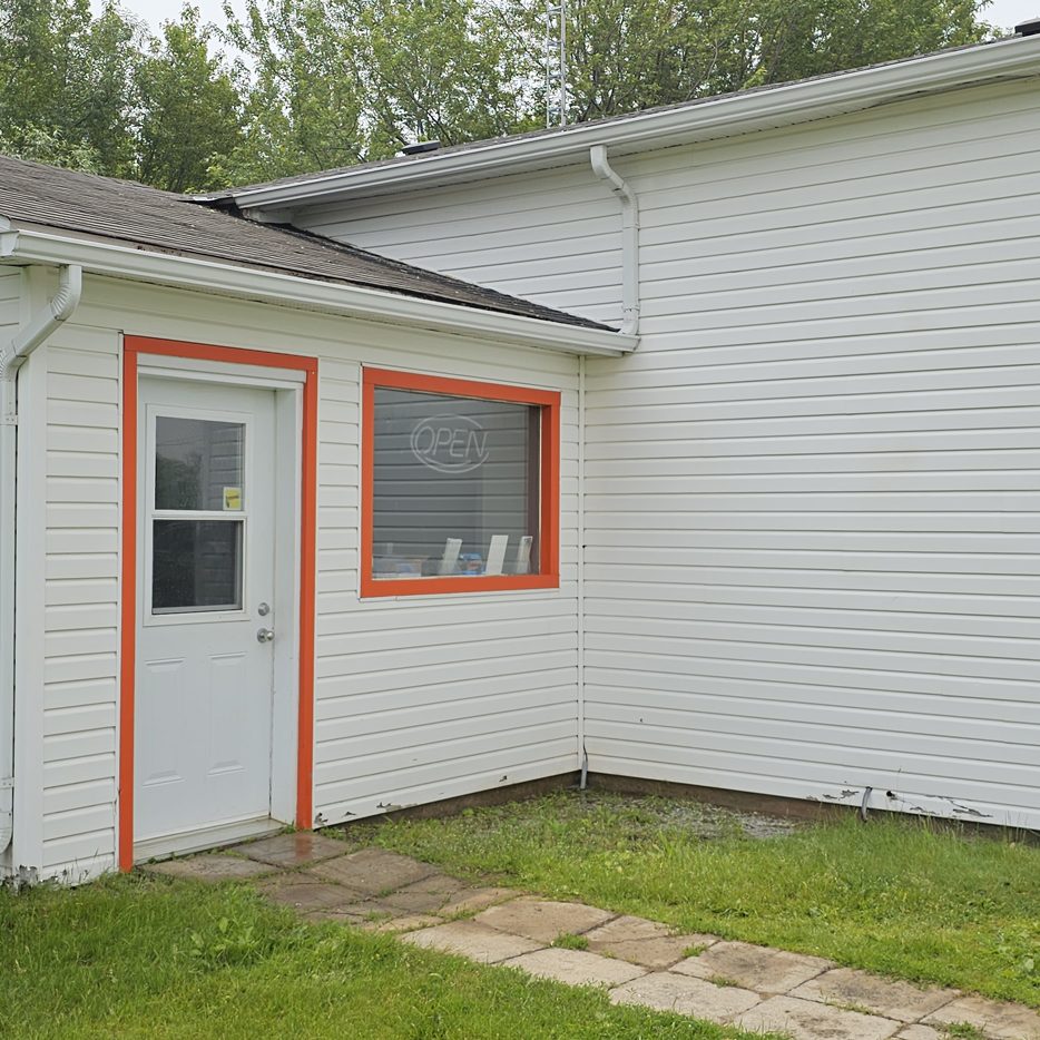 Service de nettoyage extérieur commercial d'un garage de voiture - Net-o-pression - Salaberry-de-Valleyfield